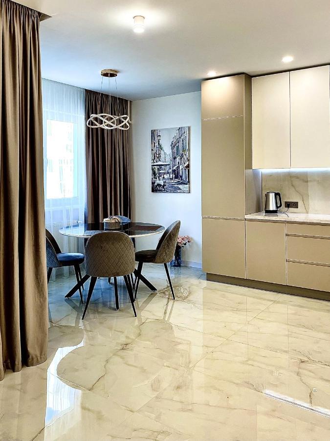 Жк Great Britain Apartment Lviv Exteriör bild